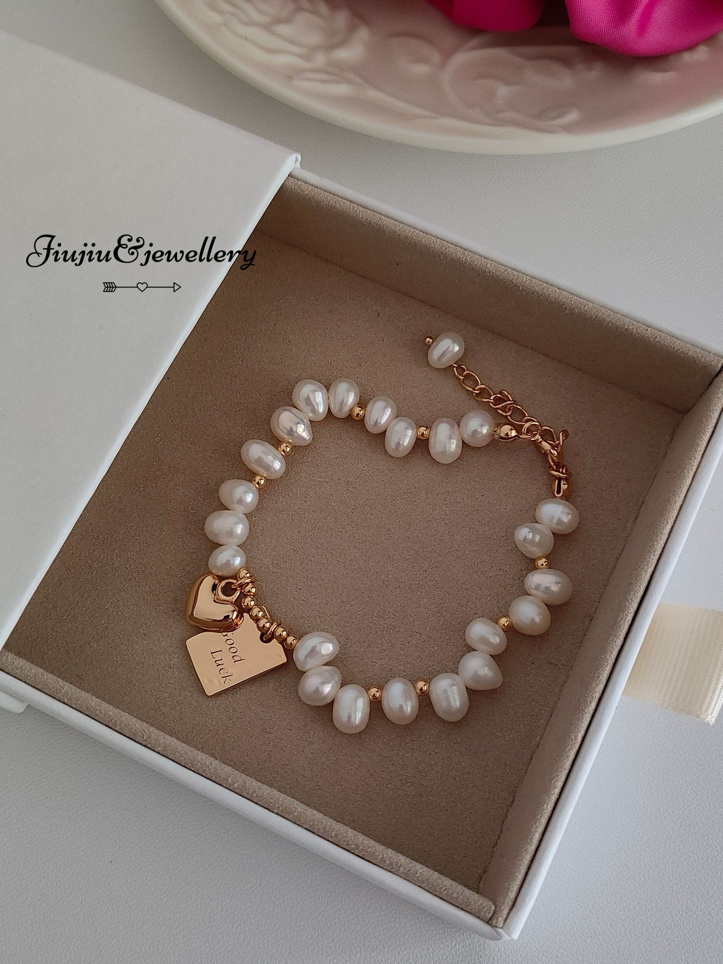 Lucky Pearl Bracelet