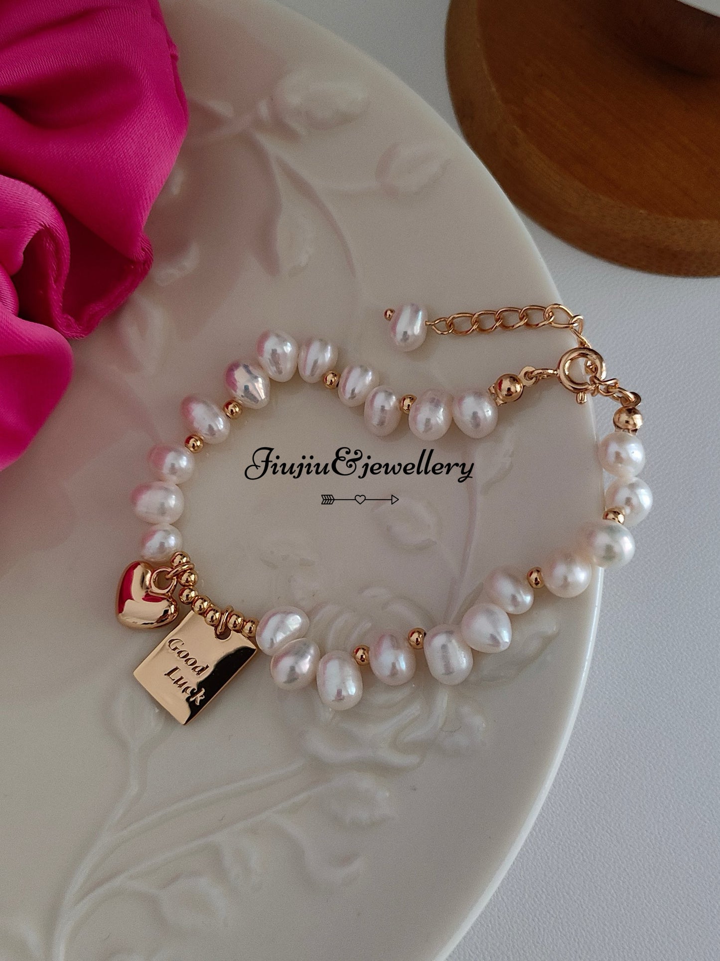 Lucky Pearl Bracelet