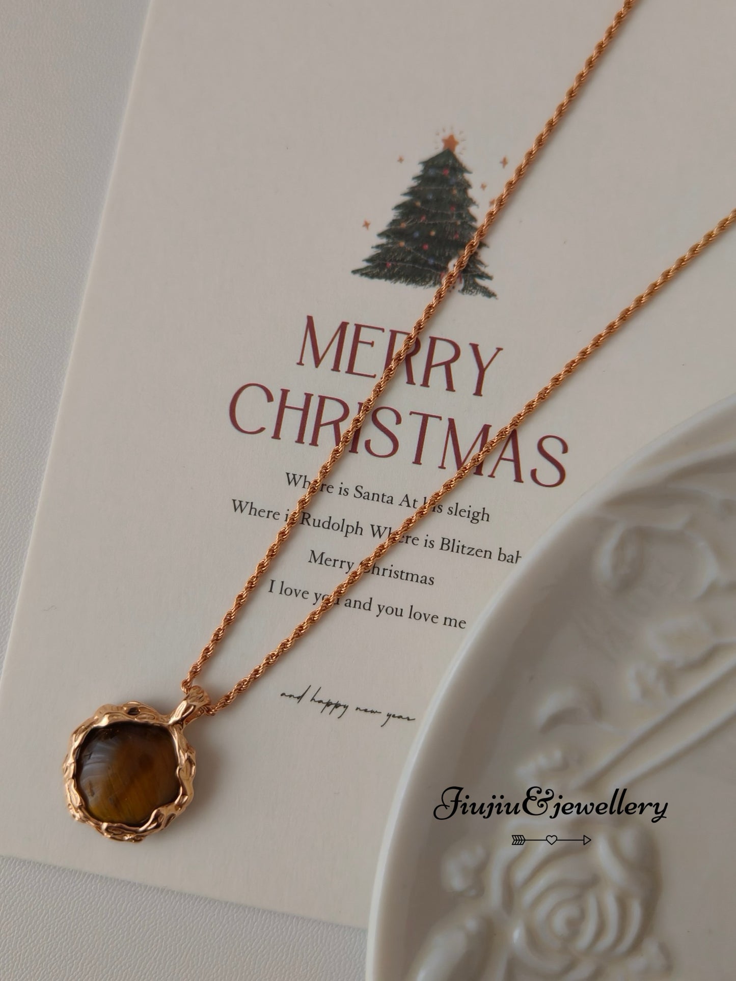 Simple Tiger Eye Necklace