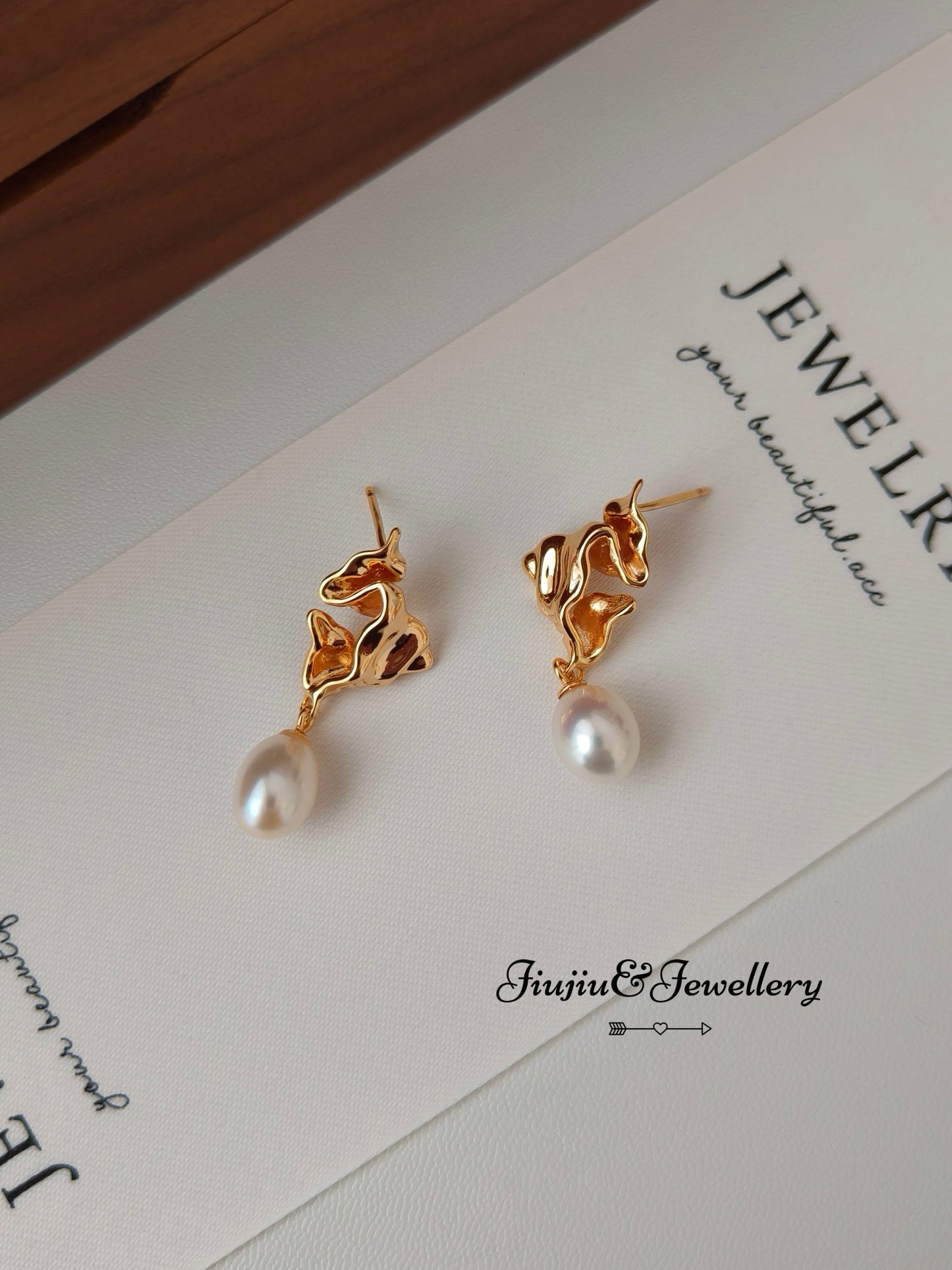 18k Gold Vintage Pearl Earrings