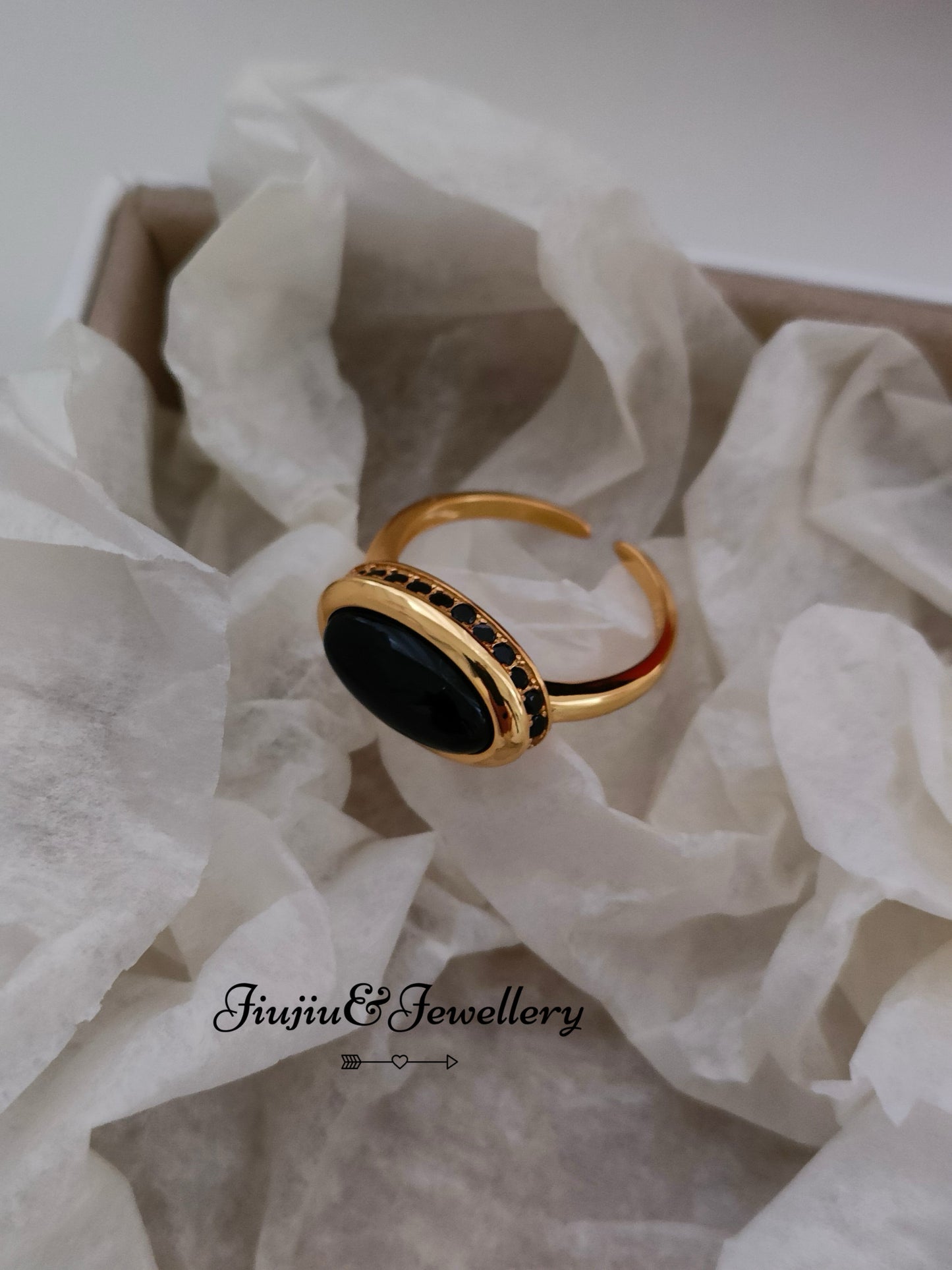 Oval Onyx Ring