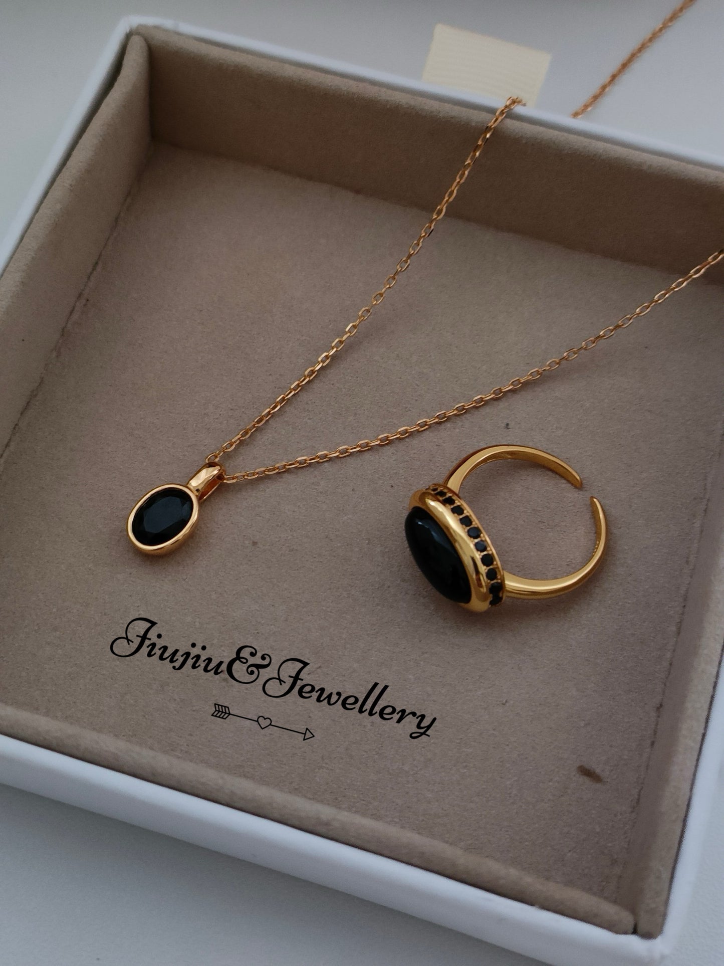 Oval Onyx Ring