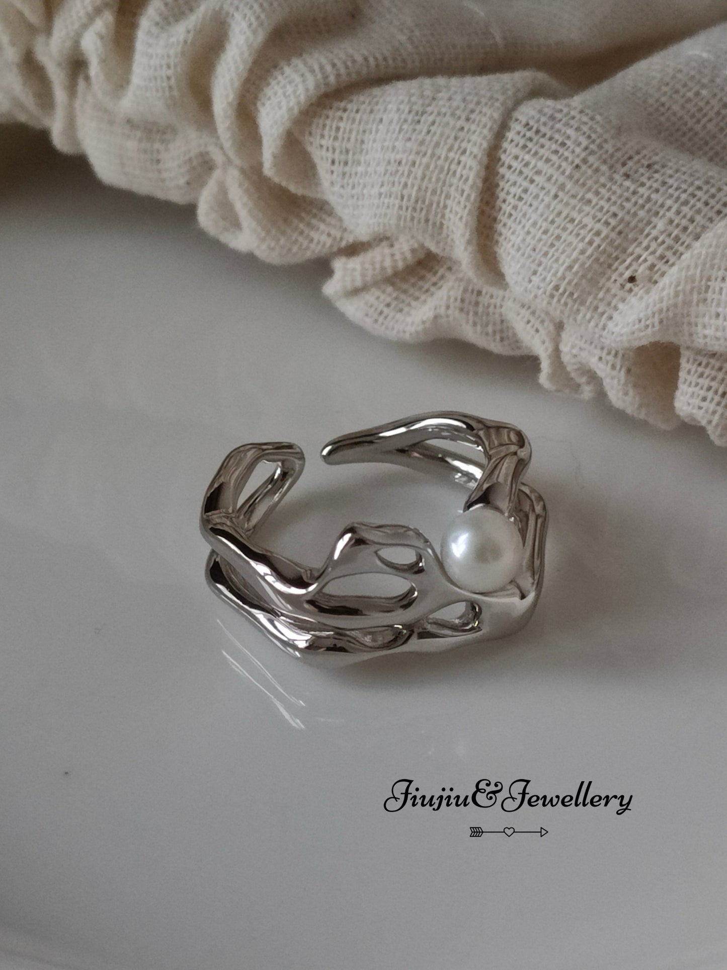 Sterling Silver Irregular Pearl Ring