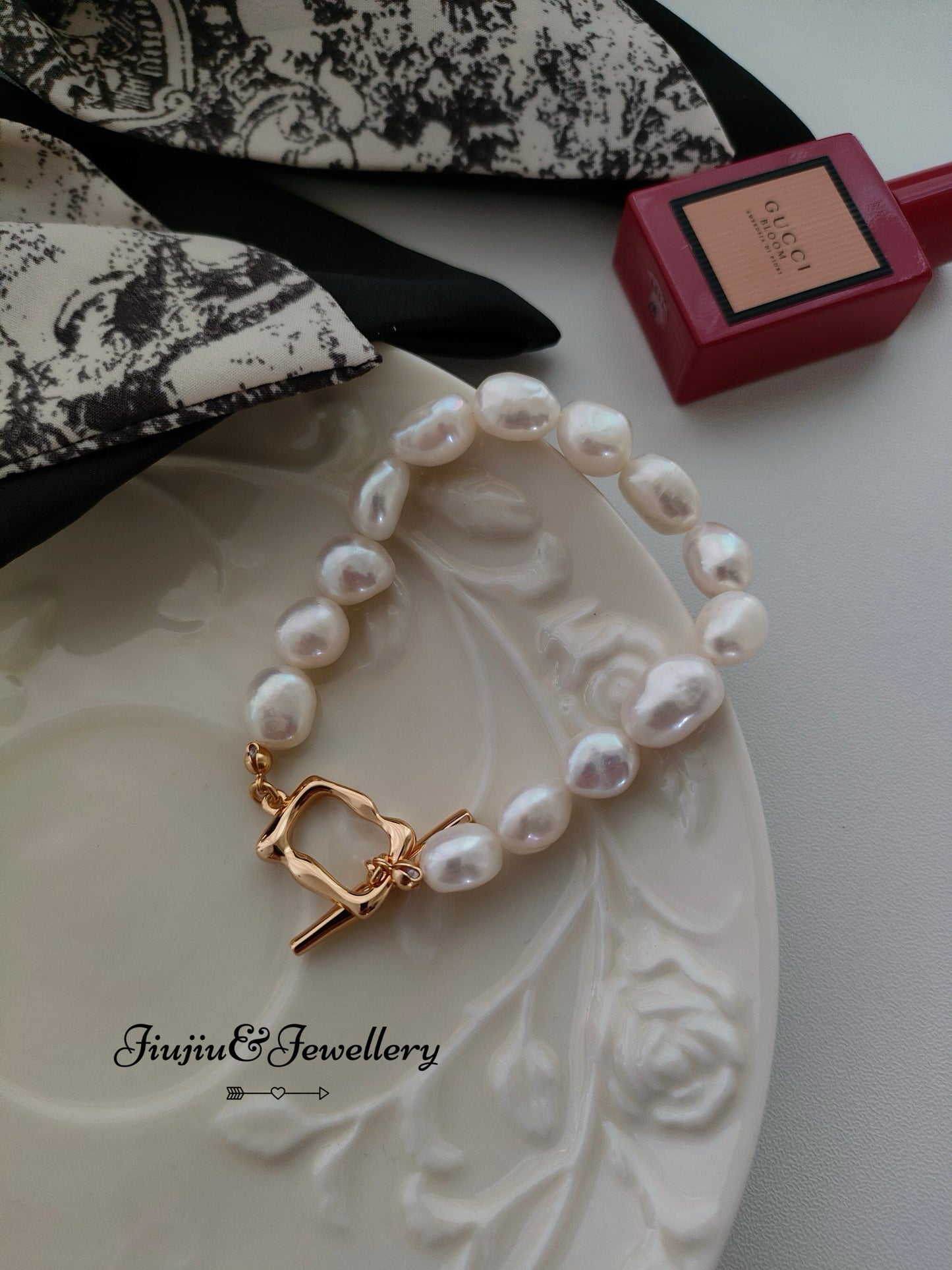 Small Square Baroque Pearl Bracelet