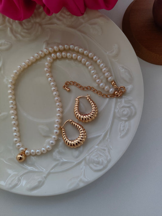 Golden Ball Pearl Necklace